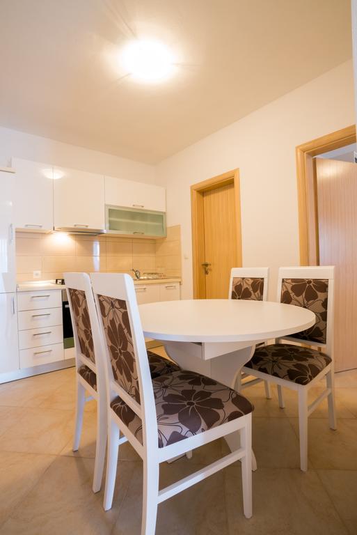 Rujno Apartments Стариград-Пакленица Номер фото