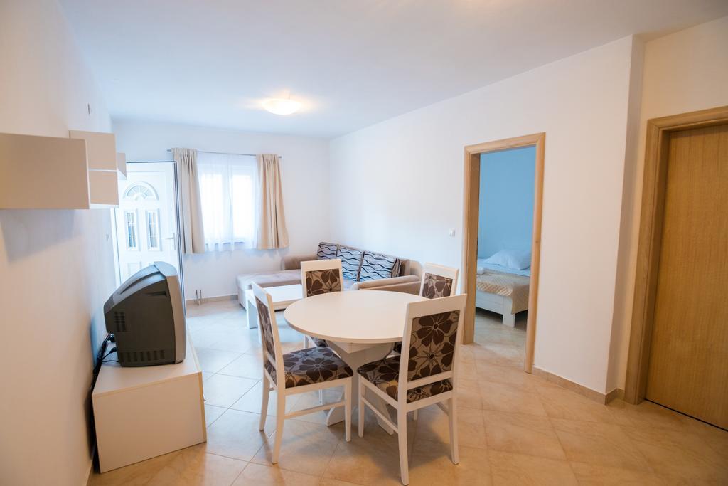 Rujno Apartments Стариград-Пакленица Номер фото